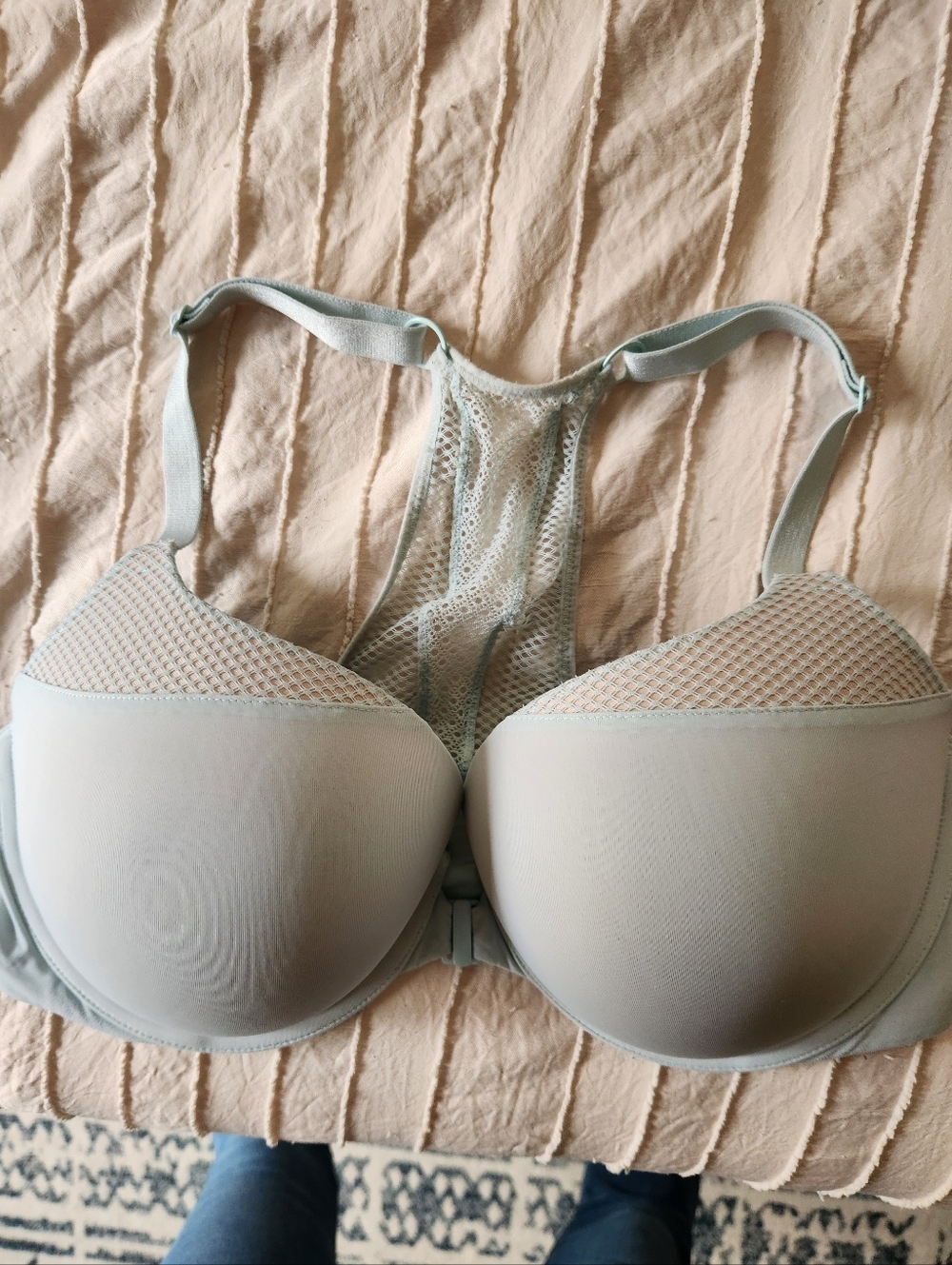 Victoria's Secret Light Pink Push-Up Bra with Cream Lining